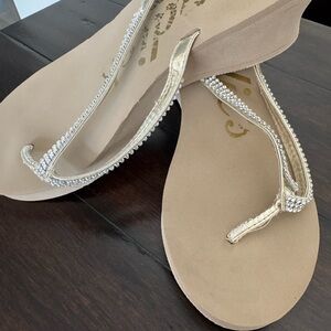 Candie's Gold Rhinestone Thong Sandals - 10 Woman’s
